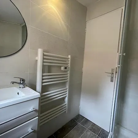 Le Confort - Calme, Ideale Couple, Business, Long Sejour Apartment